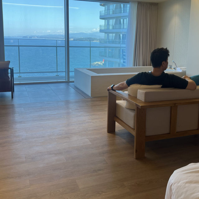 6월1일 오픈한 따끈한 오션뷰 호텔