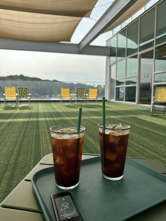 💚청계산뷰 안락한 분위기의 카페