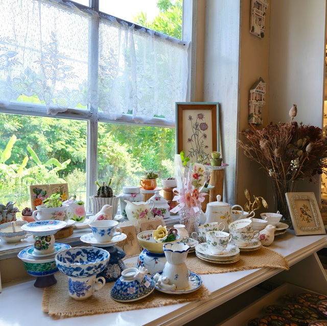Chuen Floral Home Cafe สระบุรี