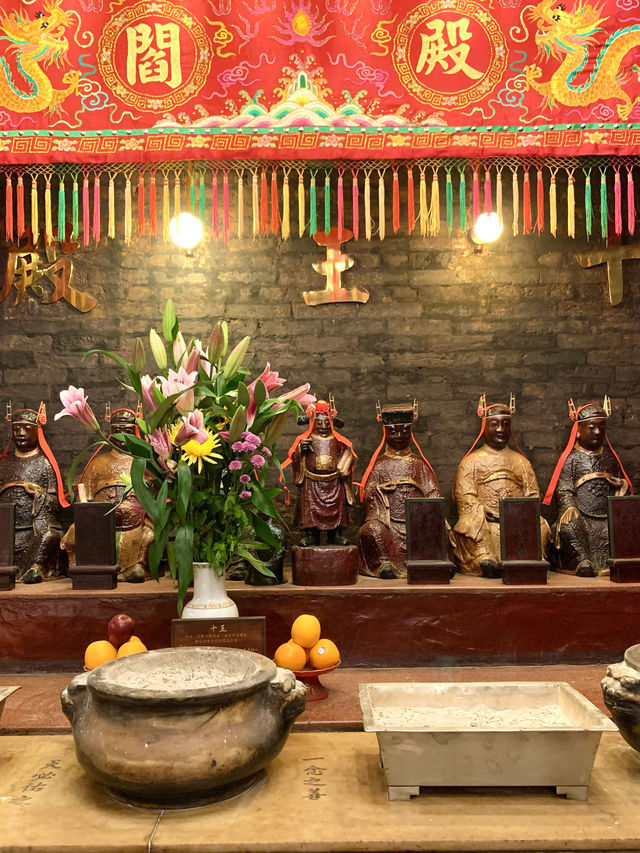 香港　香港観光　香港で最古の道教寺院に行ってきたぞ！