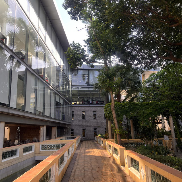 澳門何東圖書館——環境優雅的園林式圖書館