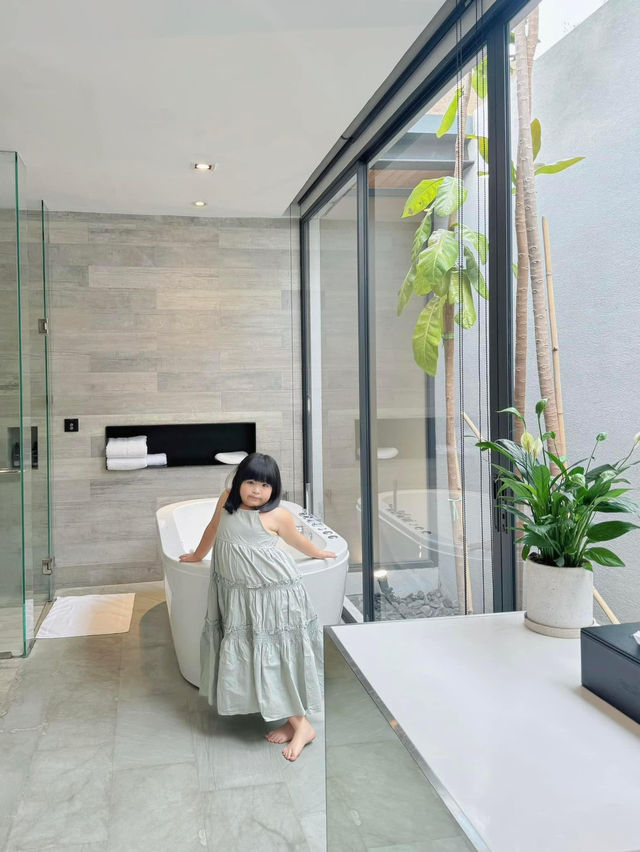 ทริปพาหลานเที่ยว Tara Villa กาญจนบุรี 🛁🧸
