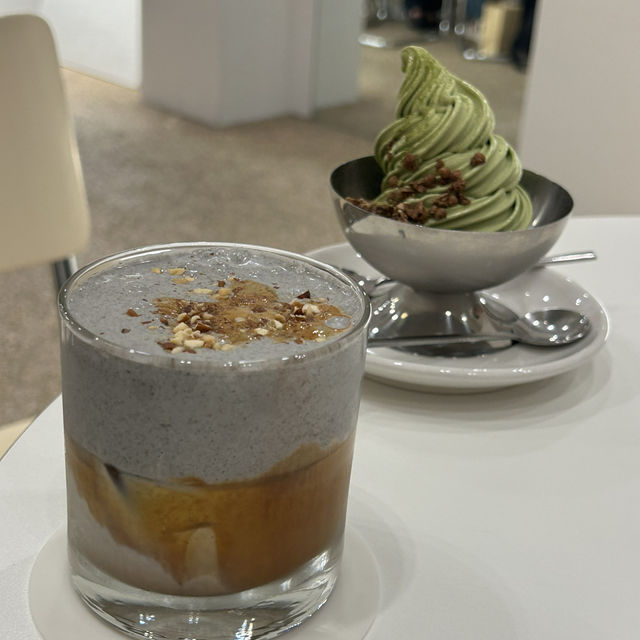 녹차와 흑임자가 맛있는 카페 송도 포크