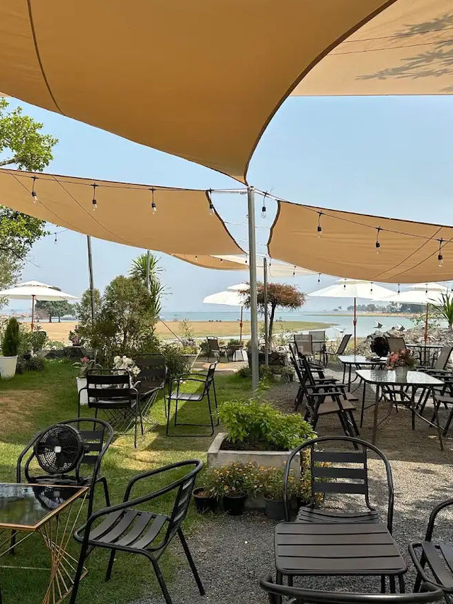 Kanuengnij.Cafe
