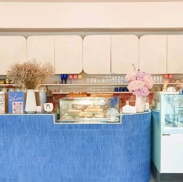 คาเฟ่ในหมู่บ้านสัมมากร (สนิท)