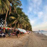 หาดบางแสน 