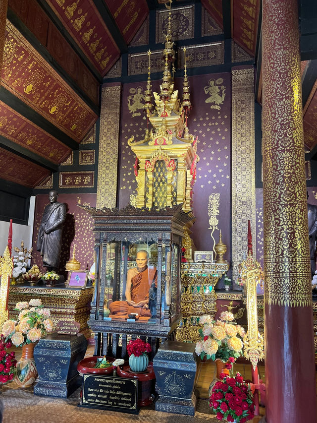 พาชมอนุสรณ์สถานแห่งวัดเจดีย์หลวงเชียงใหม่ 