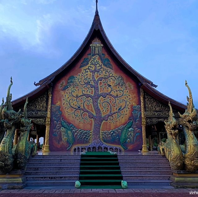 วัดสิรินธรวรารามภูพร้าว วัดสวยอุบลราชธานี