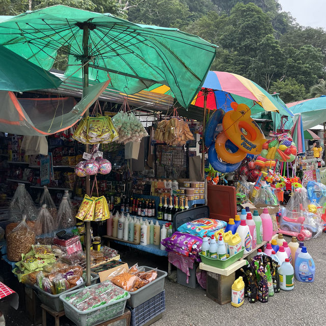 เดินเที่ยวตลาดวังประจัน ด่านพรมแดนวังประจัน จ.สตูล