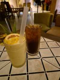 베트남 다낭 Cửa Ngõ Café 카페