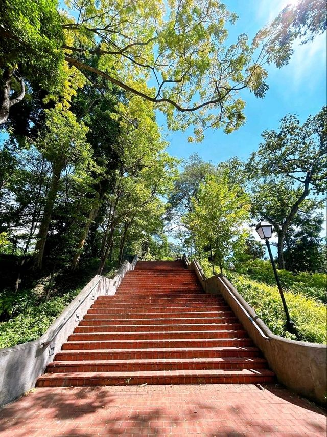 Exploring Fort Canning Park: A Historical Gem in Singapore