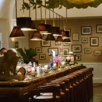 金邊萊佛士 Elephant Bar，世界30大酒吧