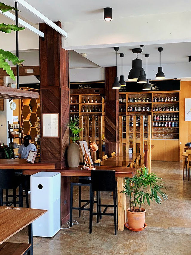 ร้านติดดินติดดอย Boutique Cafe' & Restaurant