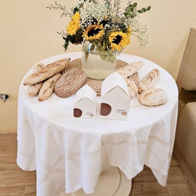 breadtory cafe