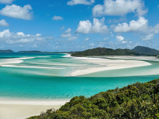 Explore the Tropical Paradise of the Whitsunday Islands, Australia