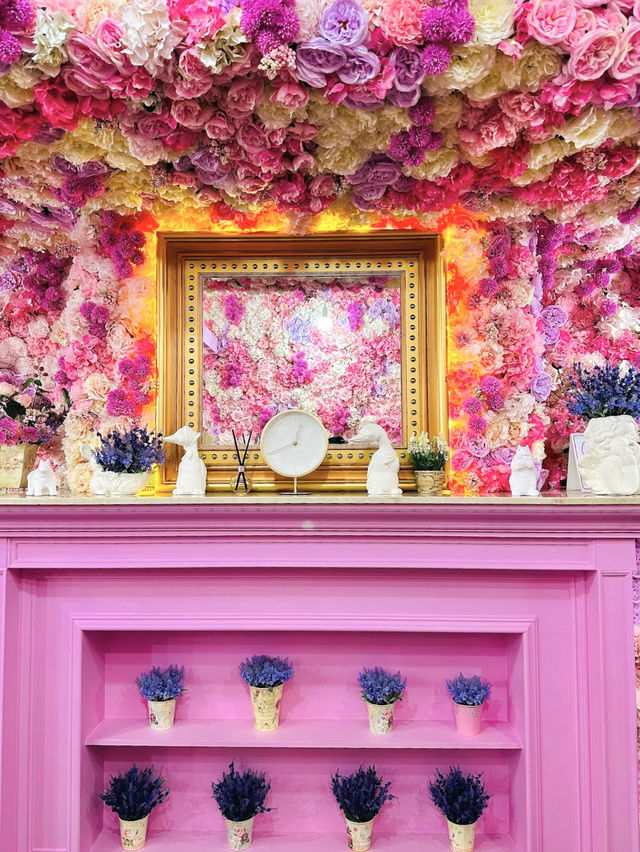 “ร้านคอระฆัง” ร้านสวยในตัวเมืองภูเก็ต