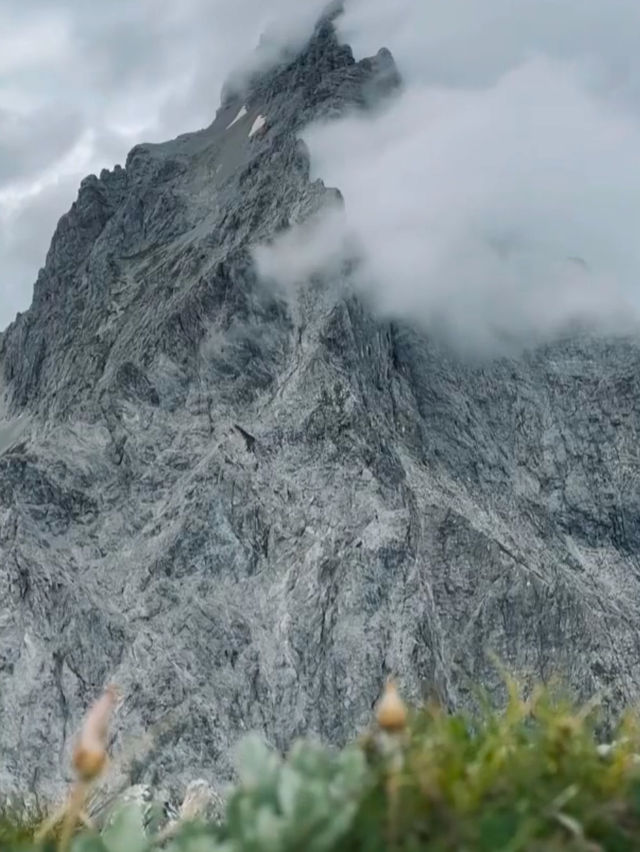 Hiking in Berchtesgaden: Where the Mountains Meet Your Soul