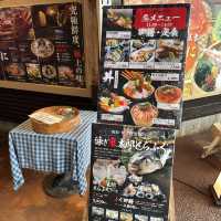 鳥取賀露港魚市場的美食饗宴