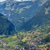【スイス】グリンデルワルト🇨🇭山々に囲まれた街⛰️