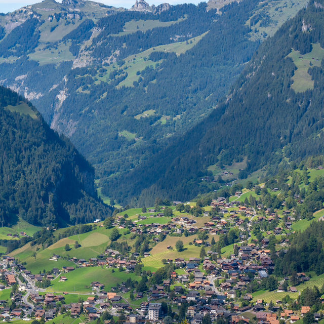 【スイス】グリンデルワルト🇨🇭山々に囲まれた街⛰️