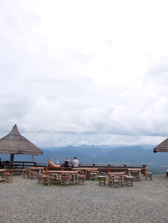 ปาย camping ที่จุดชมวิวทะเลหมอกหยุนไหล