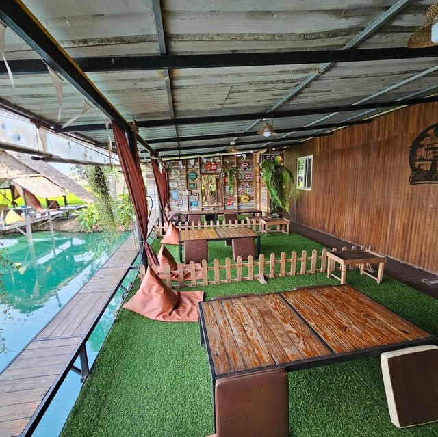 กัดรังแลนด์ Fishing café & Restaurant เ