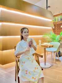ชาผลไม้ตัวดัง Naixue Tea & Bakery