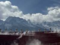Be immersed with the cultural performance of Impression of Lijiang in this guide