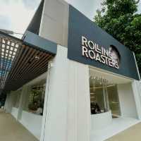 Artisan Perfection at Rolling Roasters Cafe