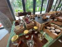 พาส่อง Breakfast The Standard Huahin