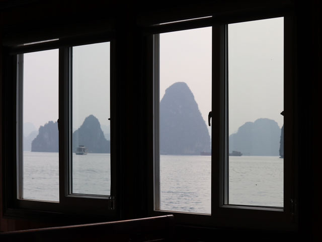 Sail into Serenity: Cruising Through Halong Bay