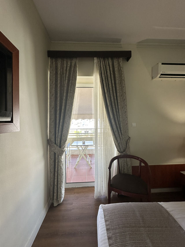 Affordable Hotel Near Acropolis & Metro Station