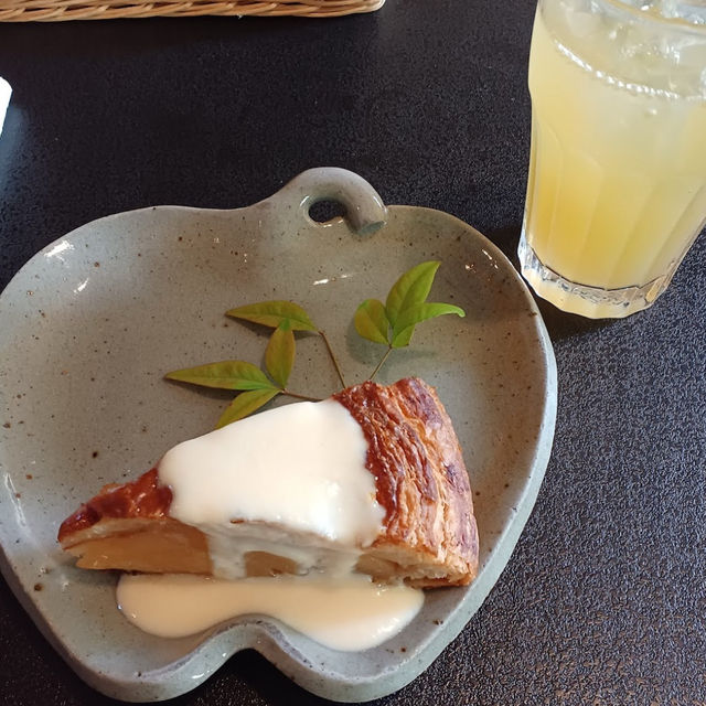 【朝倉】🇯🇵 林檎と葡萄の樹