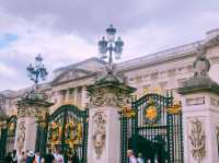 A Visit to Buckingham Palace: A Royal Experience