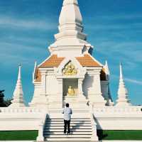 วัดป่าใกล้กรุง