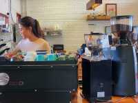 LIFE Roaster - คาเฟ่เอาใจคอกาแฟ