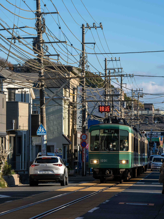 腰越駅🚃 海が近いローカルな駅の風景
