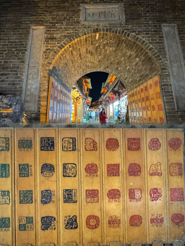 Lijiang Old Town: Between Commercialization and Naxi Culture, I Found My Favorite