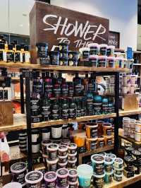 “Lush Living: Where Beauty Meets Sustainability”