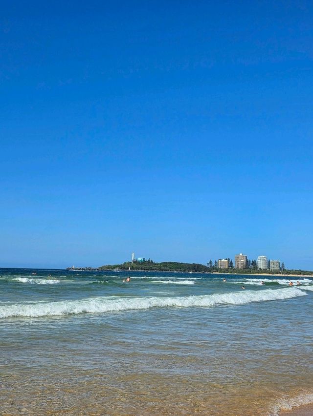 You Won’t Believe This Beach Is Just an Hour from Brisbane!