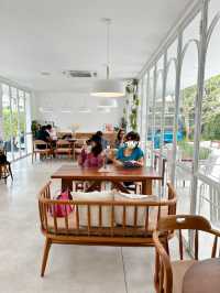 Minimalist Café in Hatyai city centre
