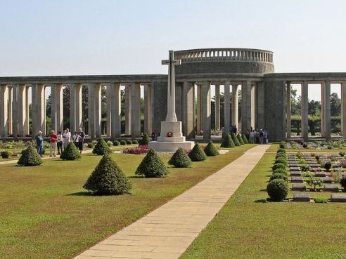 🕌🌆 YANGON WEEKEND ESCAPE: Golden Pagodas & Colonial Charm! 