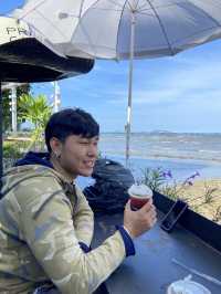 Prave Cafe บางแสน คาเฟ่ริมทะเล