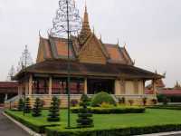 A Quiet Day at the Royal Palace 