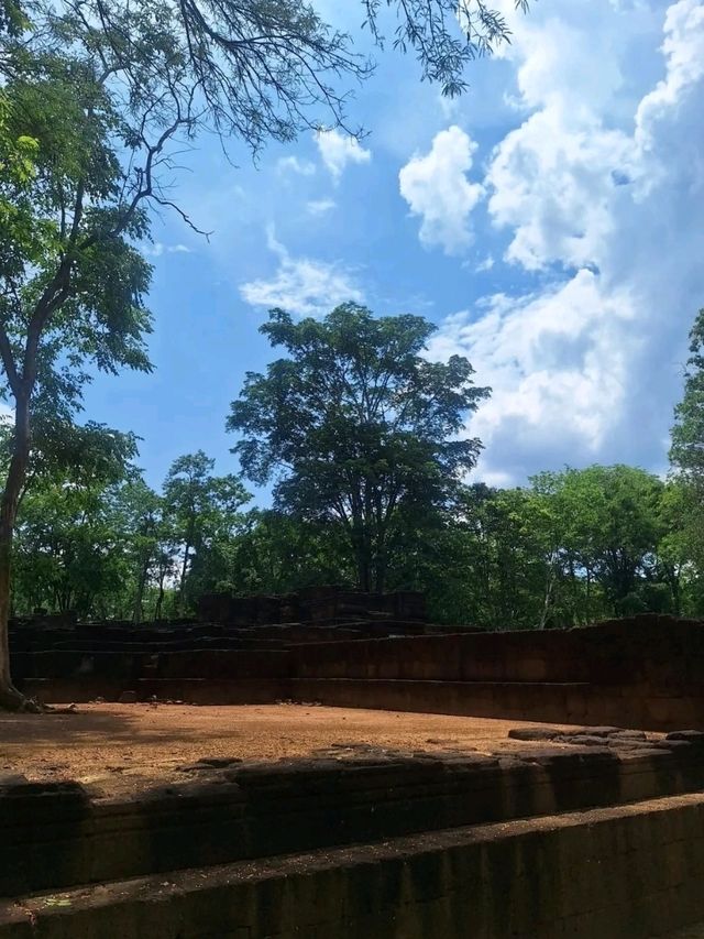 อุทยานประวัติศาสตร์เมืองสิงห์