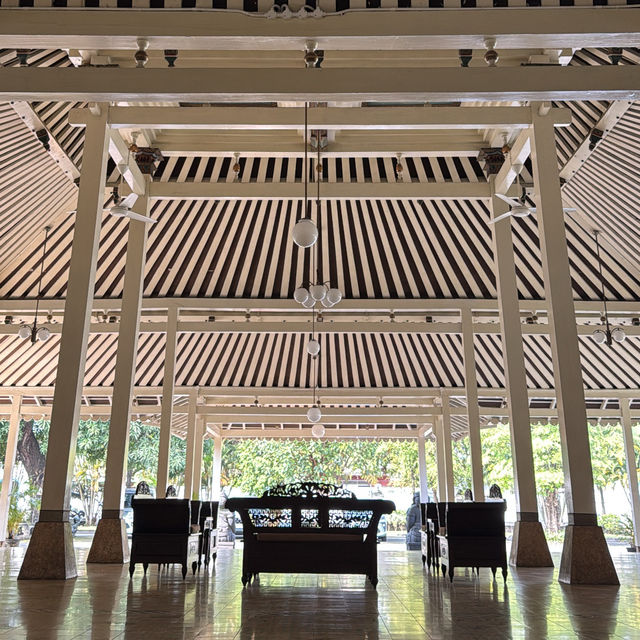 Royal elegance at The Purwohamijayan