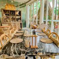 The Deli Cafe’ เขาหลัก จ.พังงา