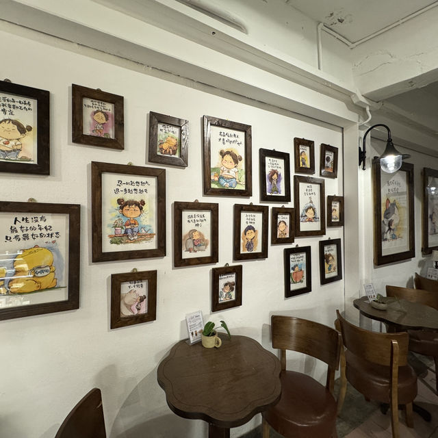 Khing Cafe: A Charming Family Affair Where Every Detail Tells a Story  First Impressions: A Warm Inv