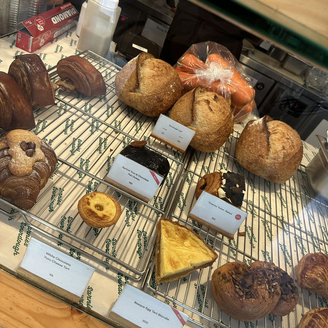 Woke up craving pastry this morning! 😋🥐🍪