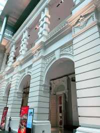 Day 2 Citywalk: Exploring the Iconic Victoria Theatre & Concert Hall 